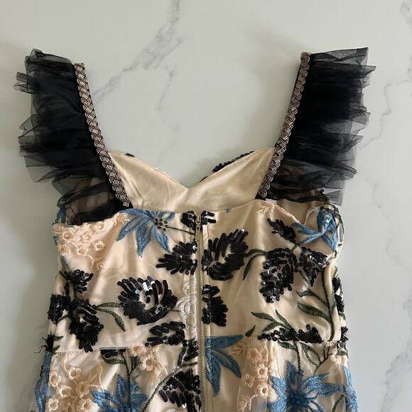 Lulus Cream Showstopper Embroidered Sequin Bodycon Midi Dress Size Small - Picture 8 of 12